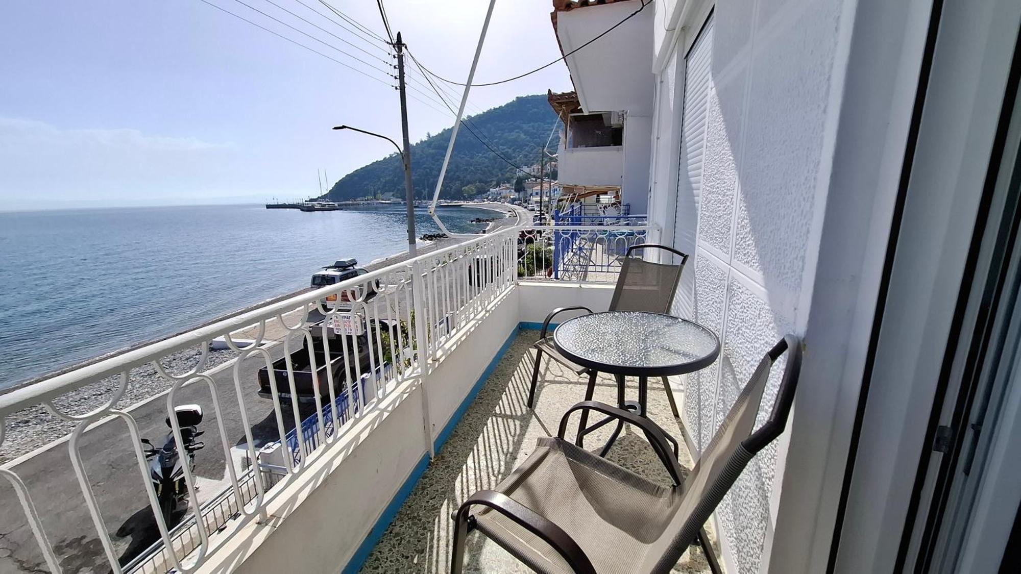 Antonys Apartment Sea View II Tiros Bagian luar foto